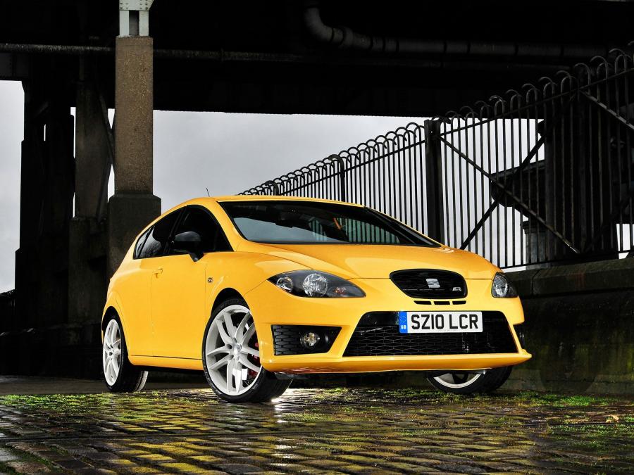  Seat Leon Cupra R 2010 года  (UK) (фото 7 из 12)